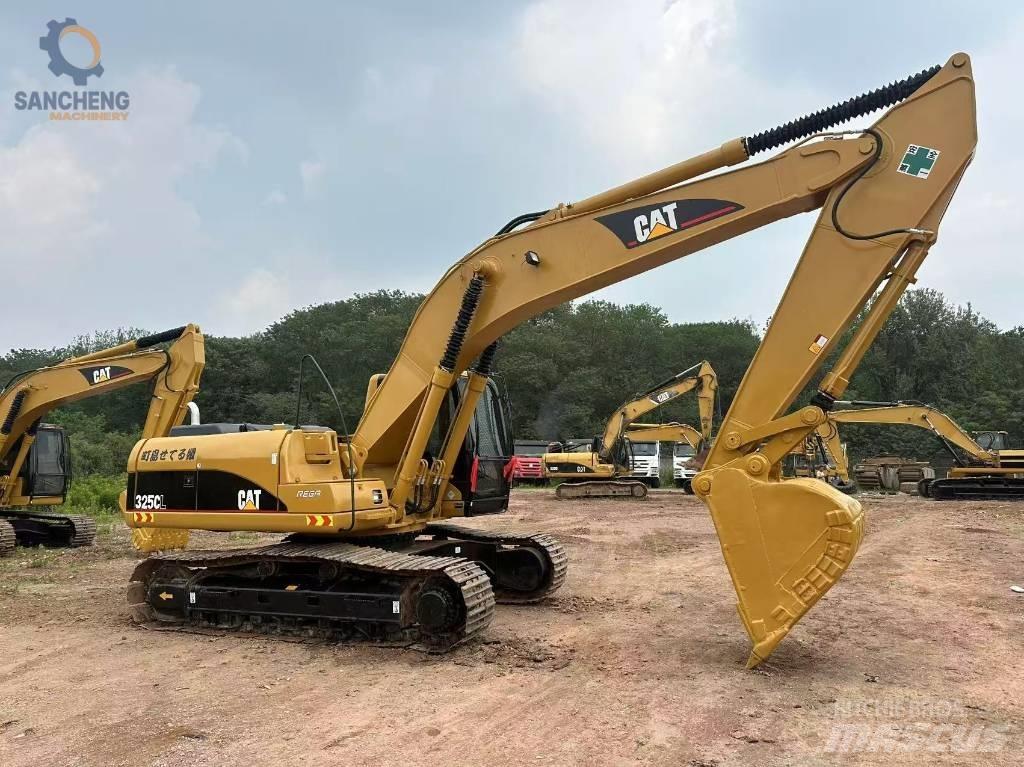CAT 325 CL Kāpurķēžu ekskavatori
