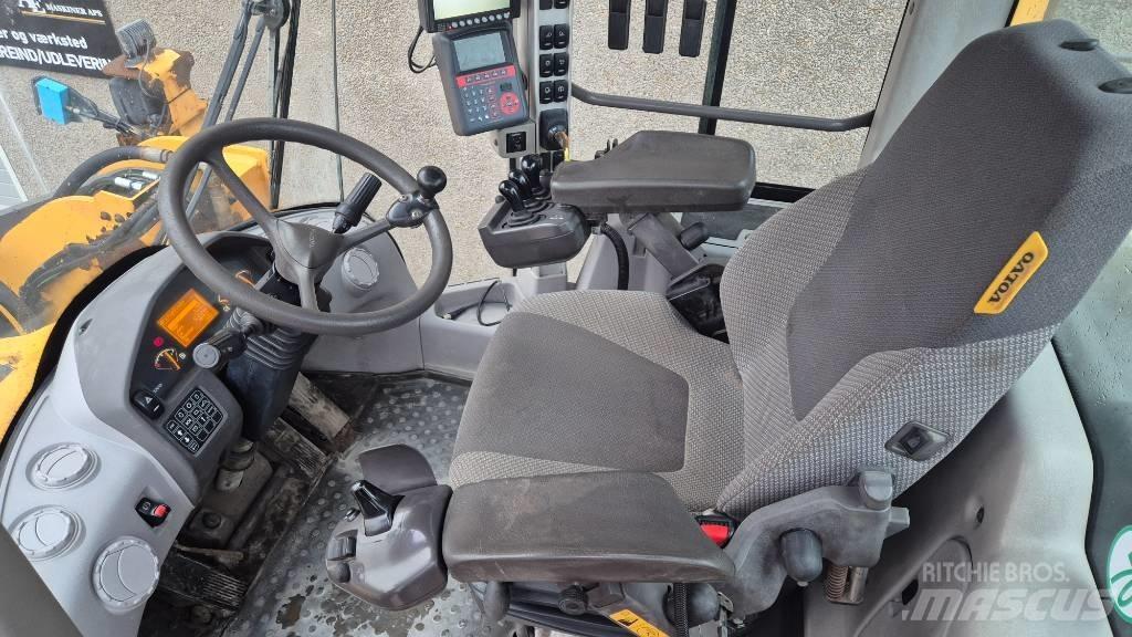 Volvo L 180 G Iekrāvēji uz riteņiem