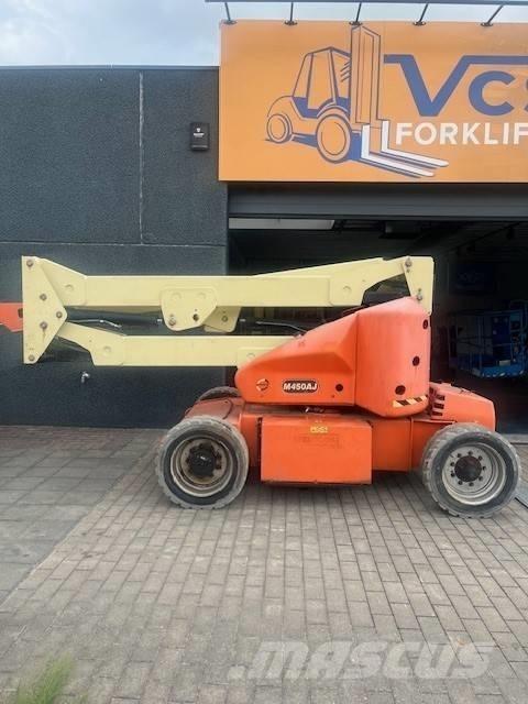 JLG M 450 AJ Strēles pacēlāji