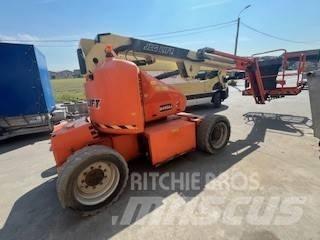 JLG M 450 AJ Strēles pacēlāji