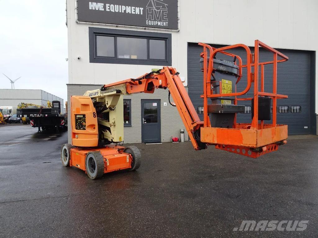 JLG E300AJP Strēles pacēlāji