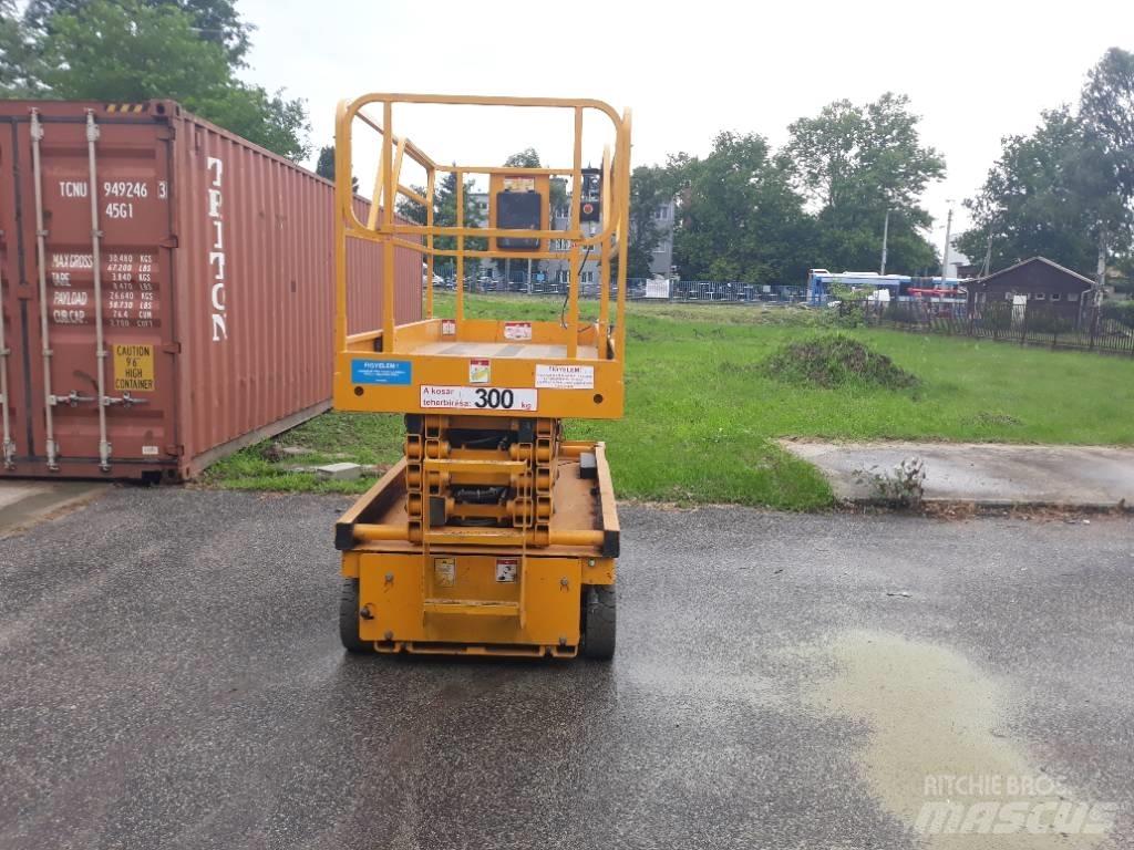 Haulotte Compact 12 Šķerveida pacēlāji
