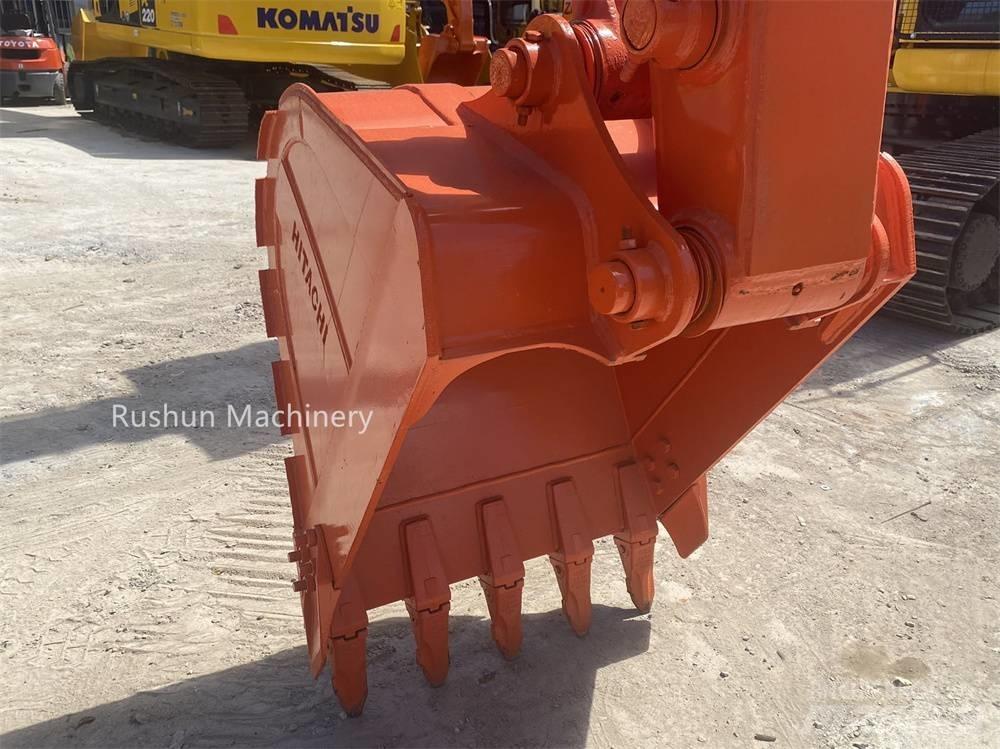 Hitachi ZX 120 Kāpurķēžu ekskavatori