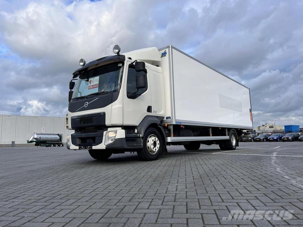 Volvo FL210 Furgons