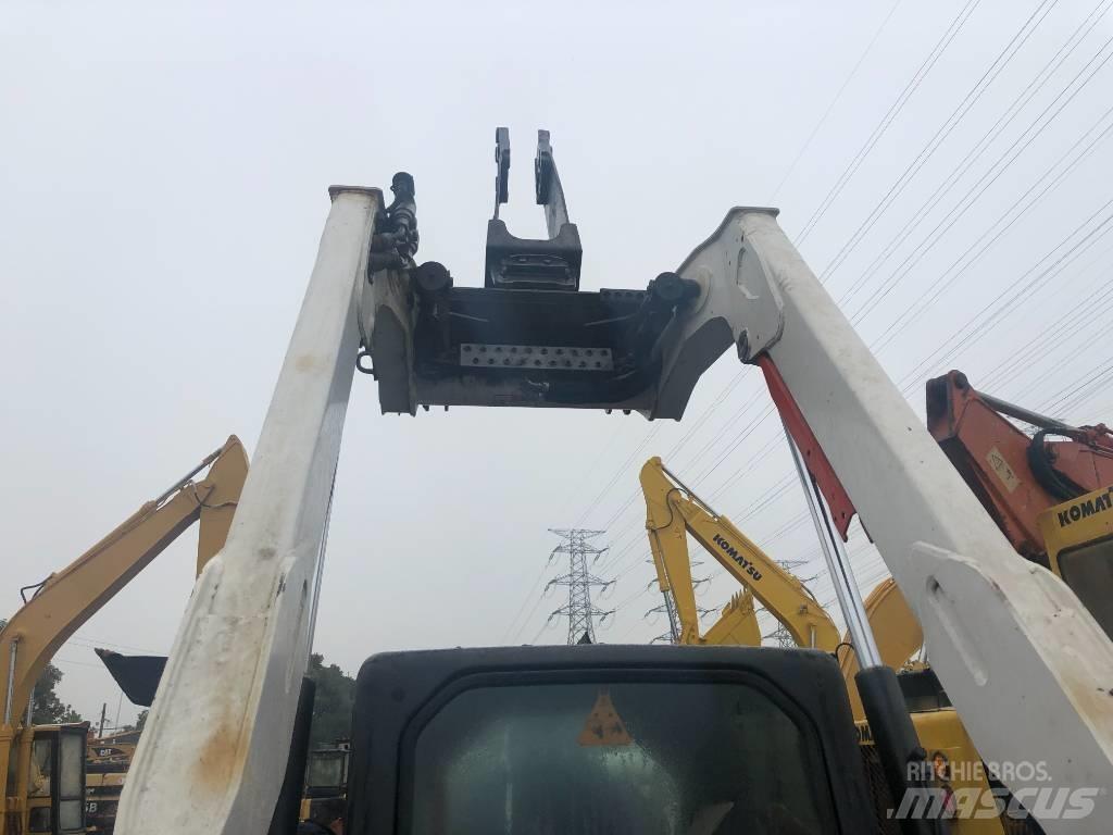 Bobcat S 220 Lietoti riteņu kompaktiekrāvēji