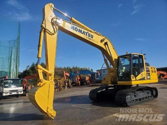 Komatsu PC 200 Kāpurķēžu ekskavatori