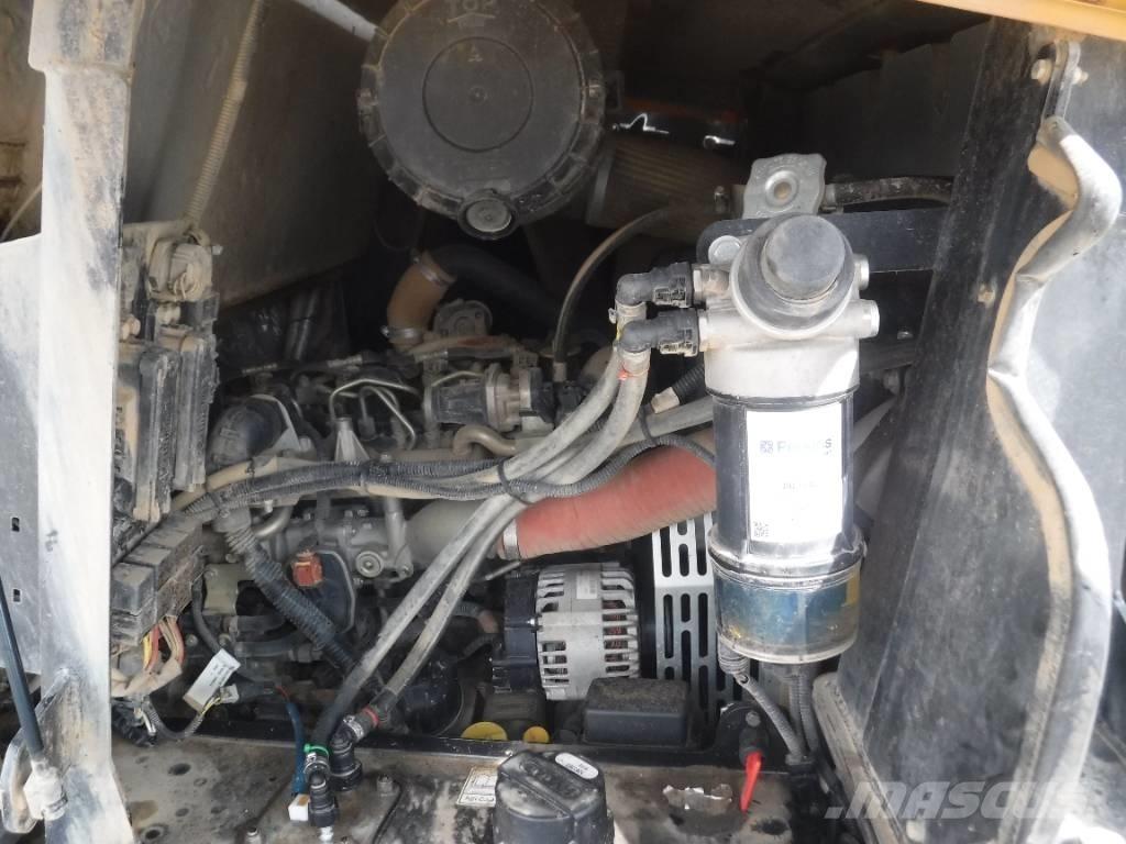 Mecalac 6 MDX Mini pašizgāzēji