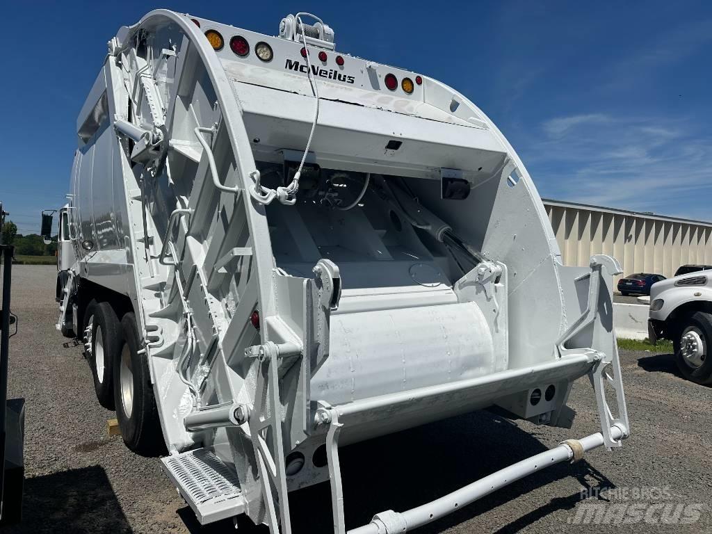 Autocar 32 Yd Atkritumu izvešanas transports