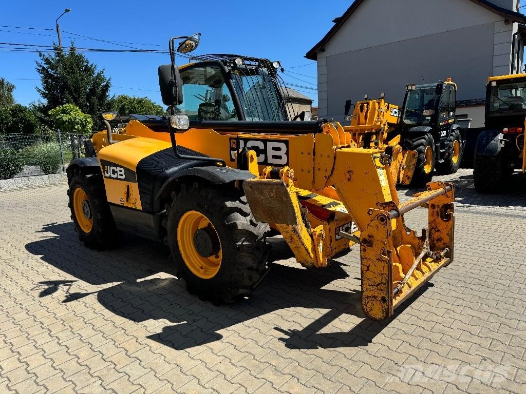 JCB 535-125 Hiviz Teleskopiskie manipulatori