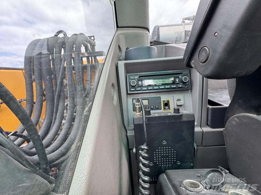 Volvo EW 160 C Ekskavatori uz riteņiem