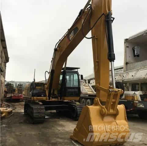CAT 324 Kāpurķēžu ekskavatori