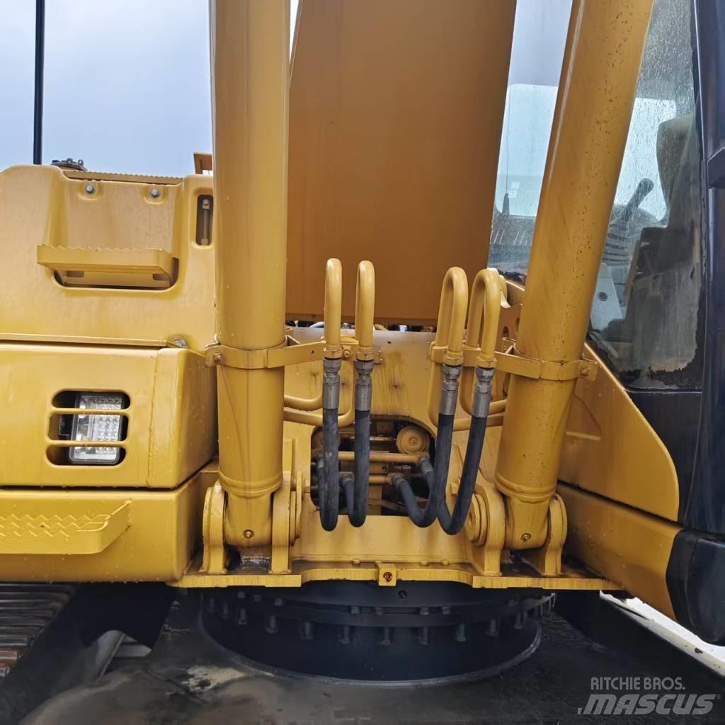 CAT 320 C L Kāpurķēžu ekskavatori