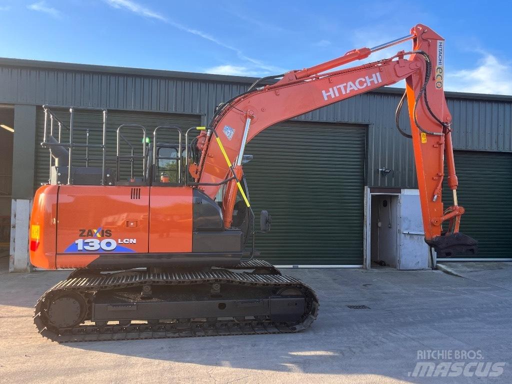 Hitachi Zx130-6 Kāpurķēžu ekskavatori
