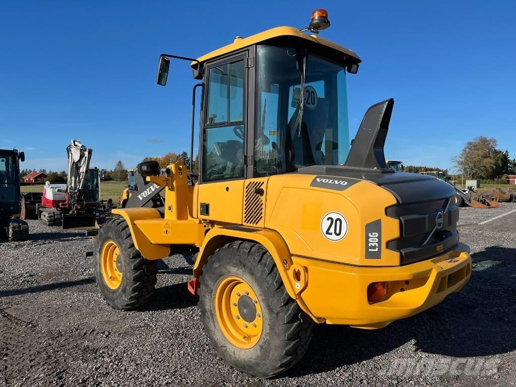 Volvo L 30 G Iekrāvēji uz riteņiem