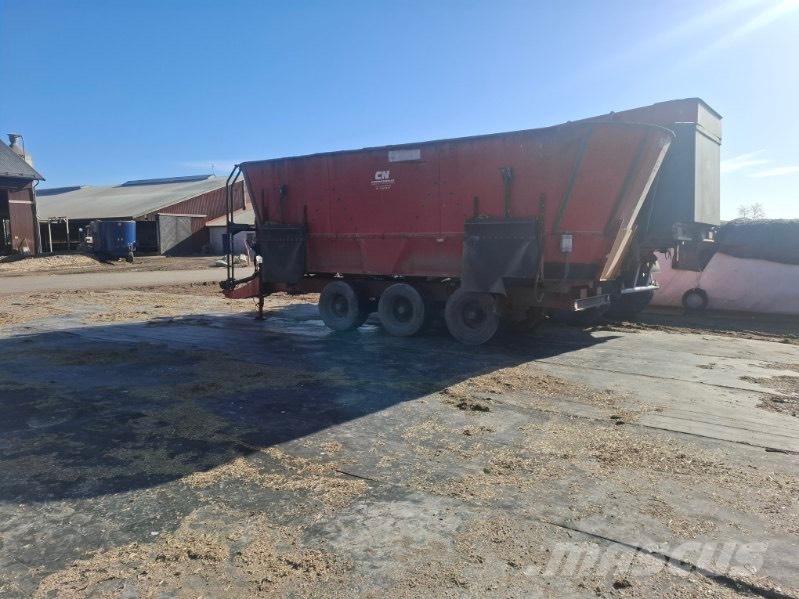 JF FEEDER VM 38 Barotavas