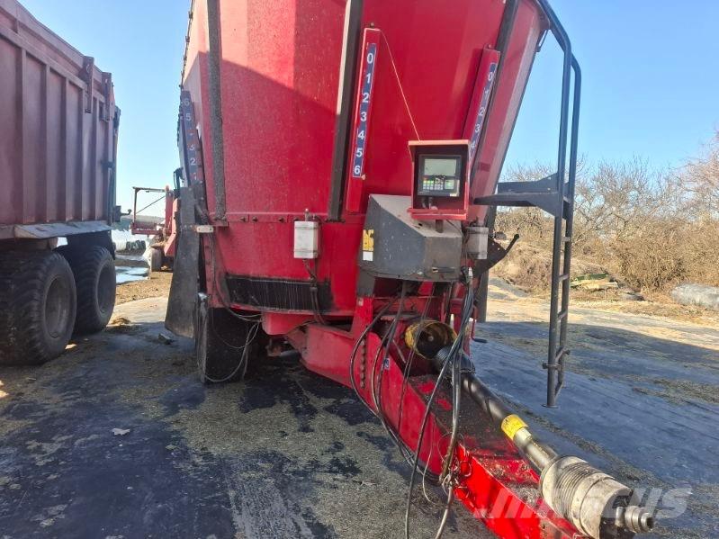 JF FEEDER VM 38 Barotavas