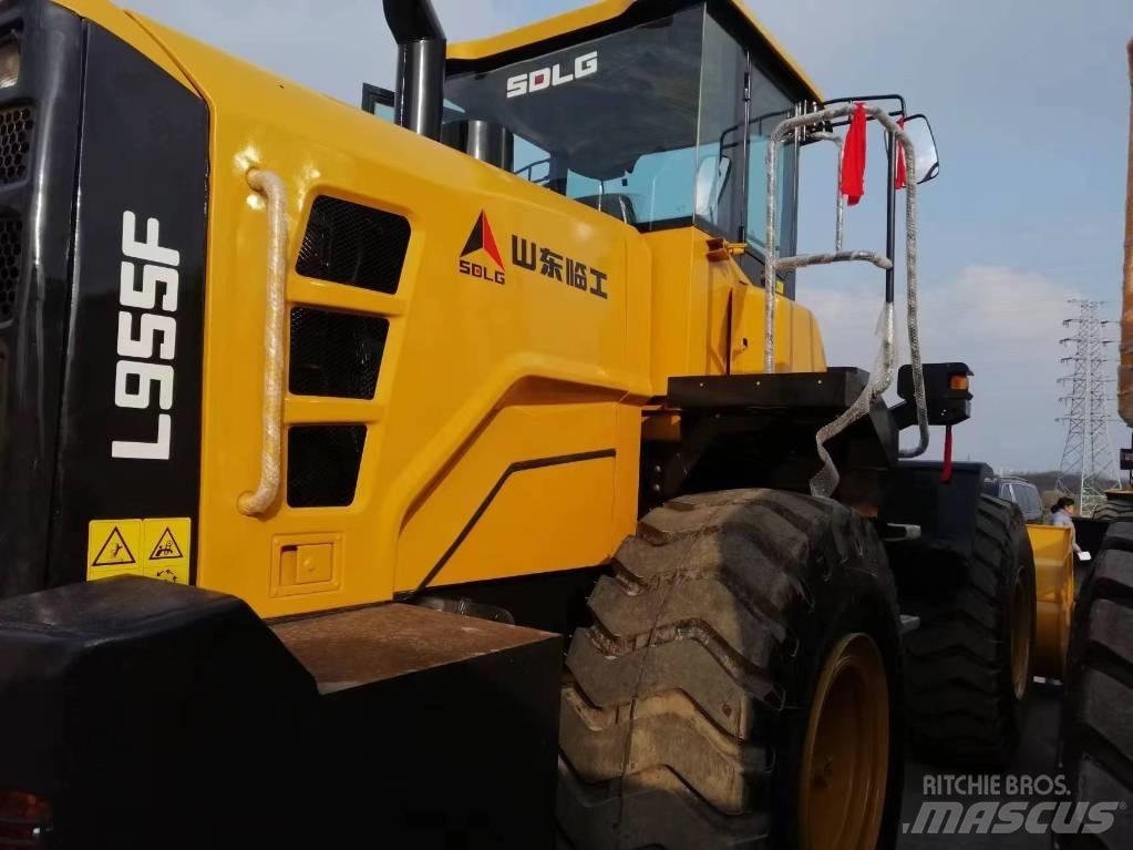 Lingong 956F Iekrāvēji uz riteņiem
