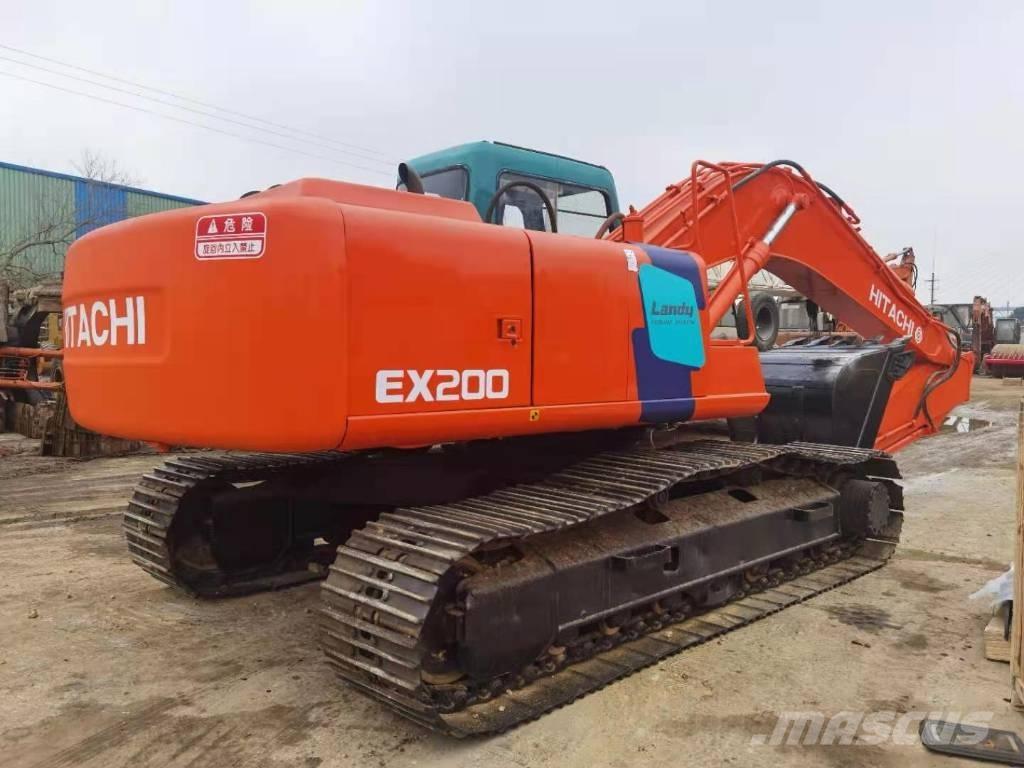 Hitachi EX 200 Kāpurķēžu ekskavatori