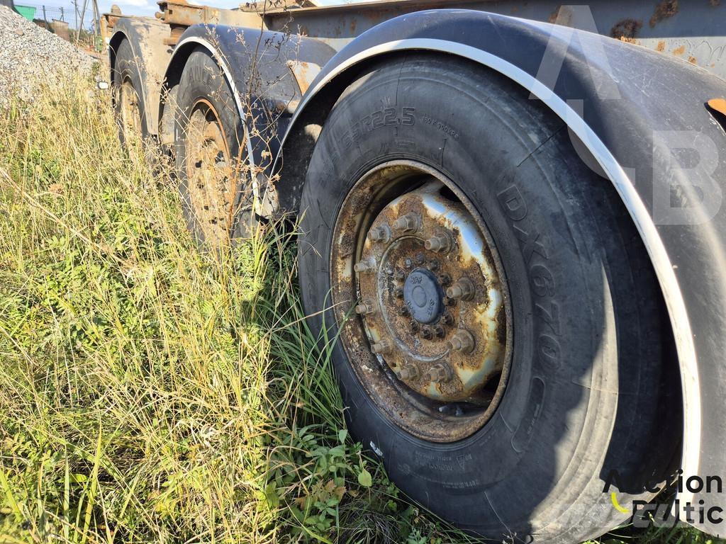 Renders N3ST31L Tents puspiekabes