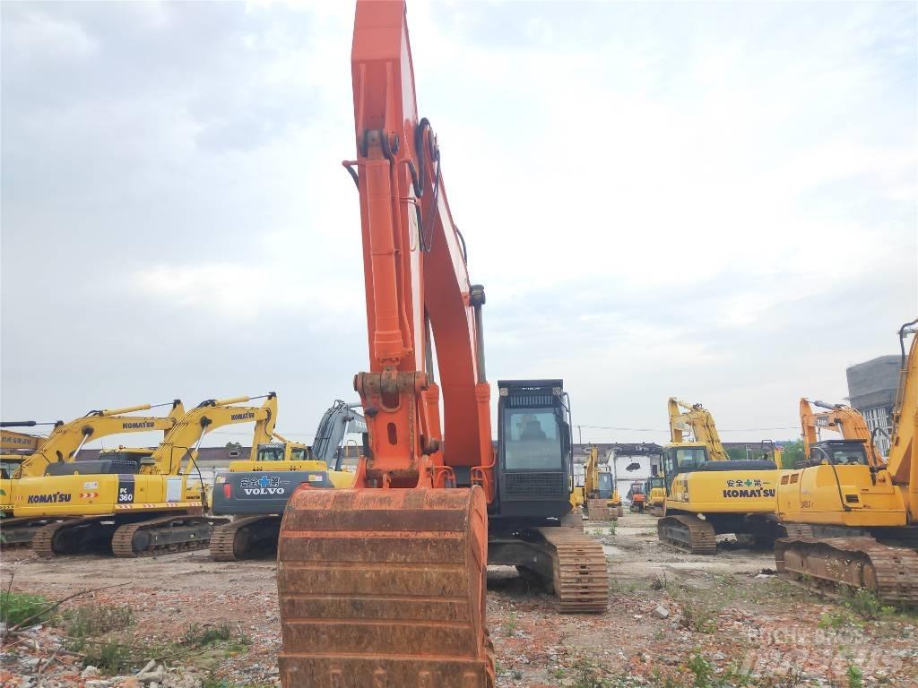 Hitachi ZX350H-3G Kāpurķēžu ekskavatori