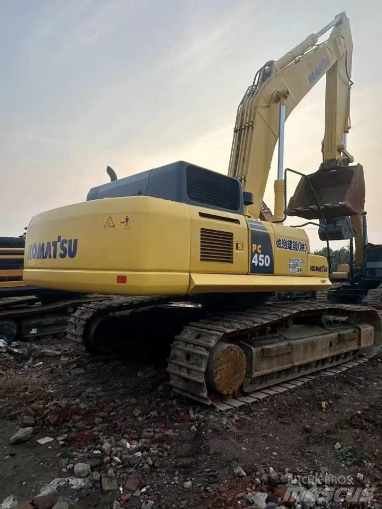 Komatsu 450-8 Kāpurķēžu ekskavatori