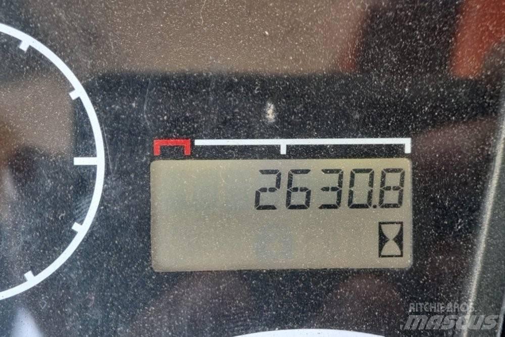 JCB 3CX P21 ECO Ekskavatori-iekrāvēji