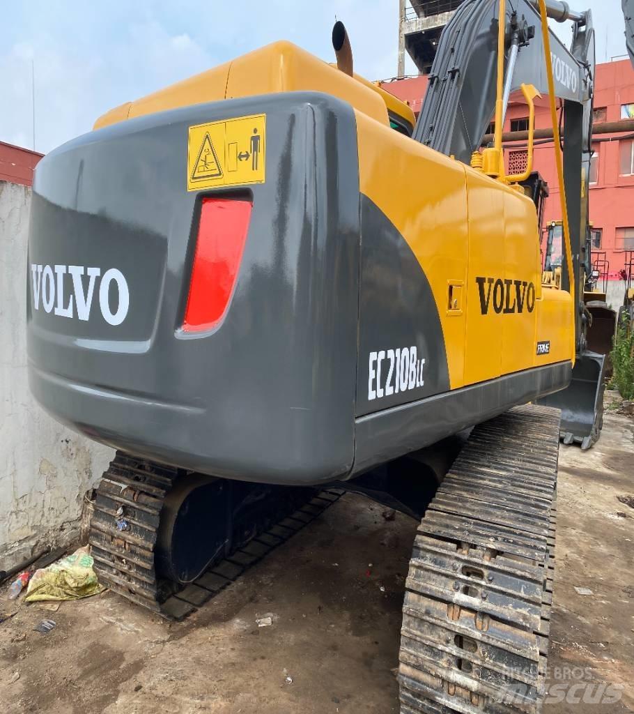 Volvo EC 210 B LC Kāpurķēžu ekskavatori