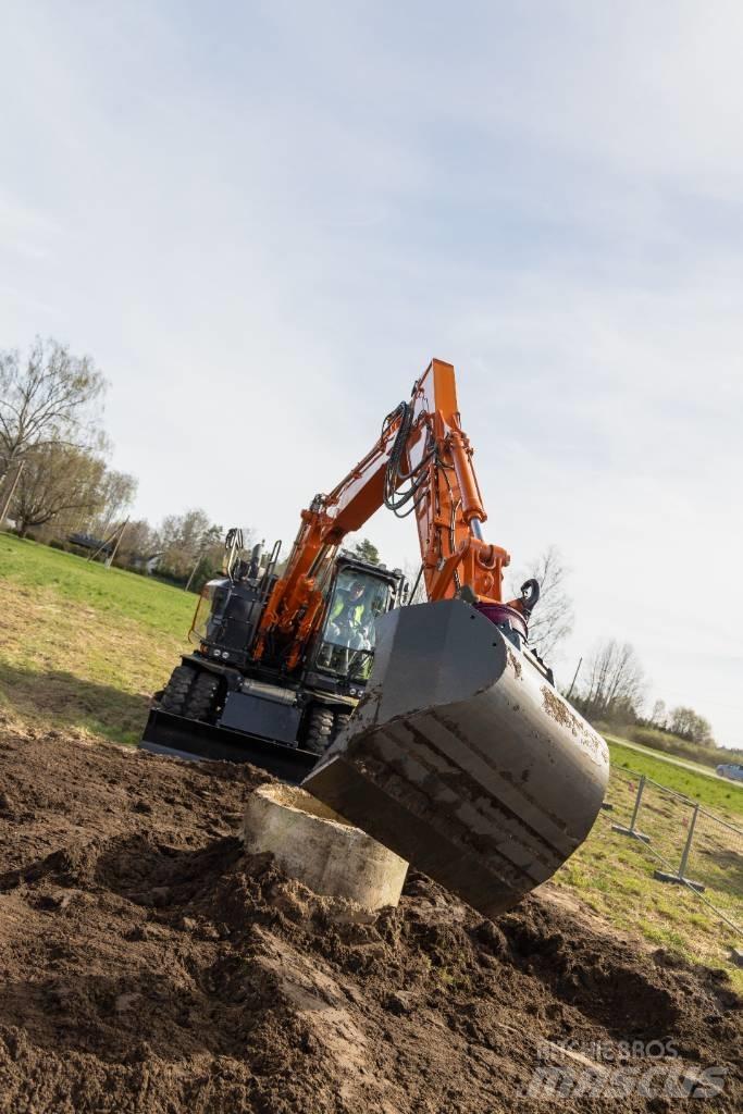 Hitachi ZX 150 W-7 Ekskavatori uz riteņiem