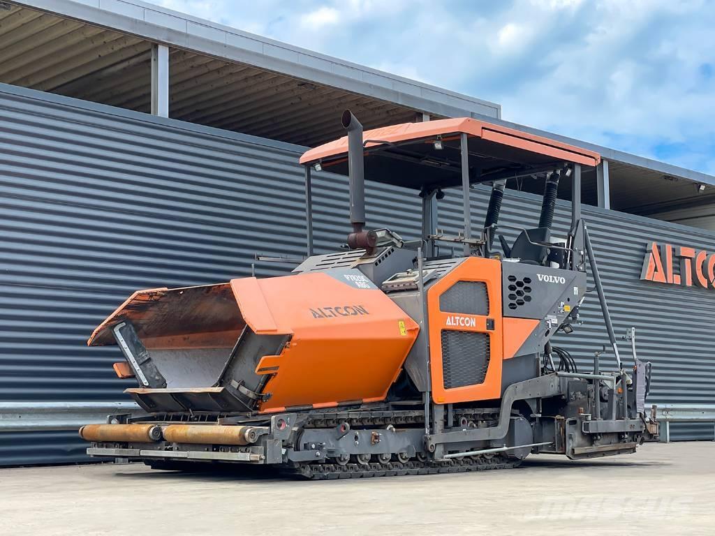 Volvo P7820C Asfalta klājēji