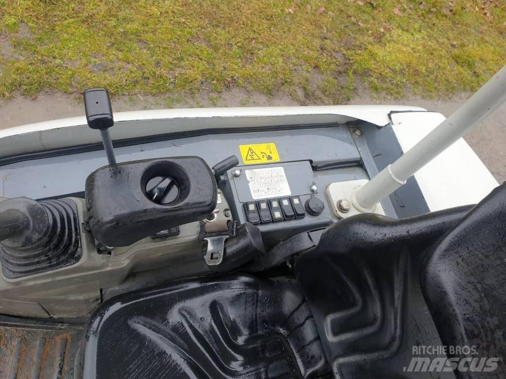 Takeuchi TB 225 Mini ekskavatori < 7 t