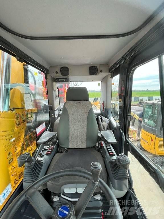 Komatsu PW 148-11 Ekskavatori uz riteņiem
