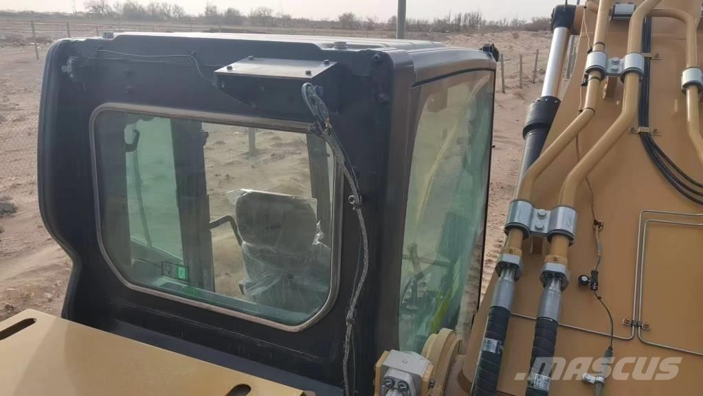CAT 2022 CAT 350 Ekskavatori uz riteņiem