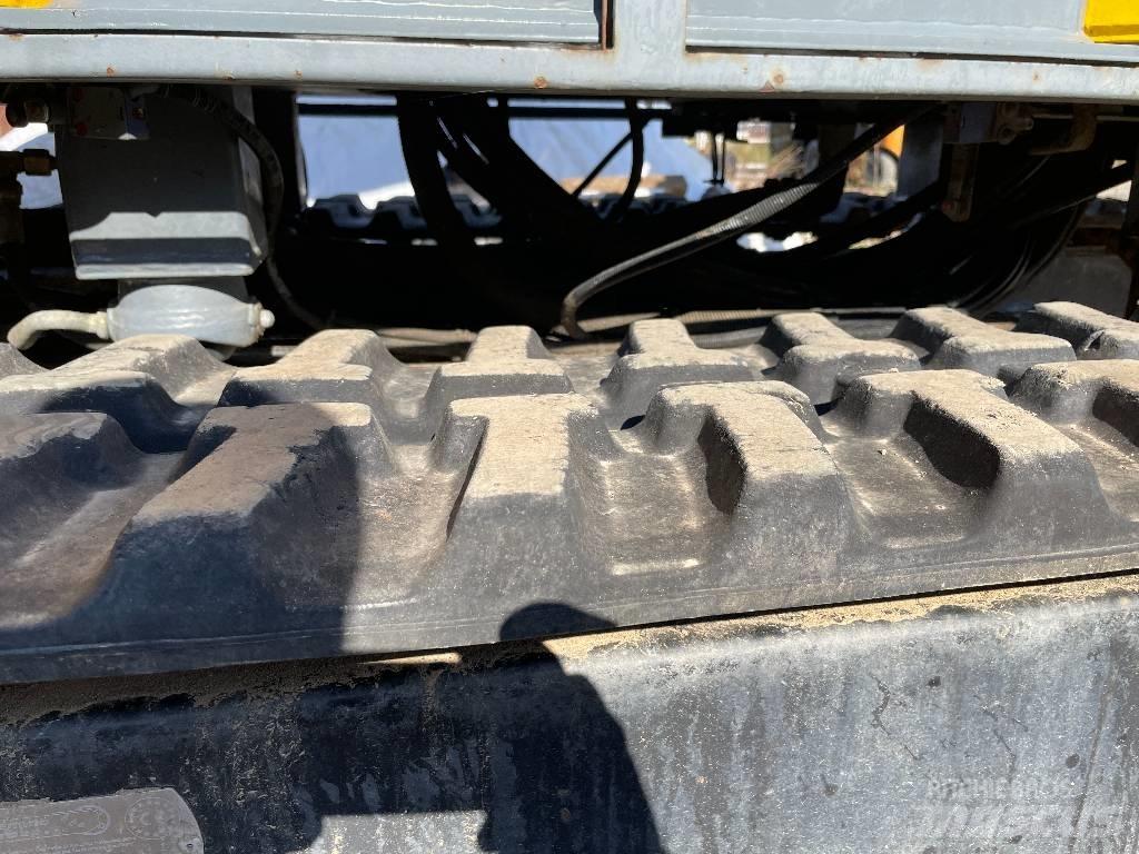 Cela Spyder 300 Teleskopiskie pacēlāji
