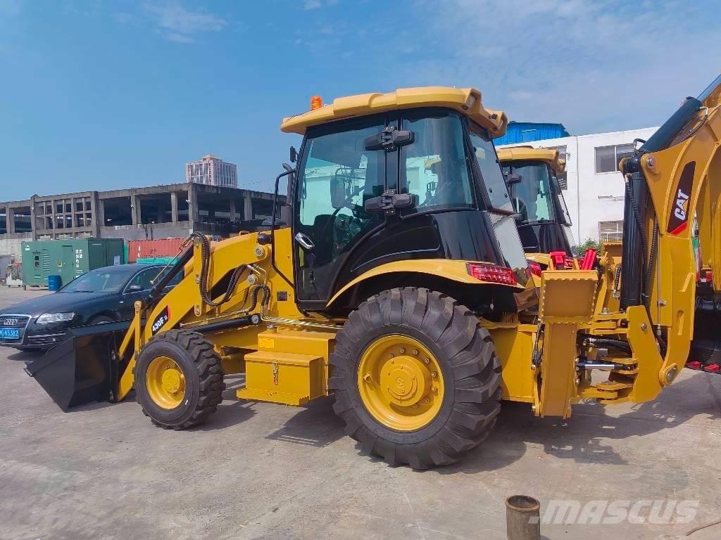 CAT 430 F Ekskavatori-iekrāvēji