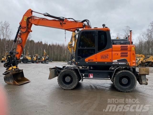 Doosan DX165W-5 Ekskavatori uz riteņiem