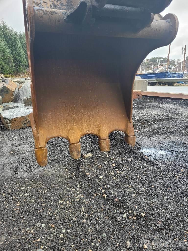 Volvo EC 240 Kāpurķēžu ekskavatori