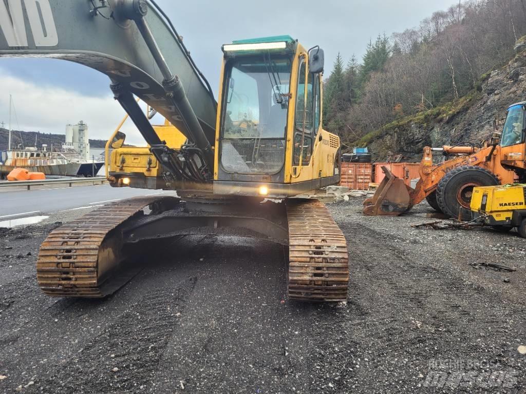 Volvo EC 240 Kāpurķēžu ekskavatori