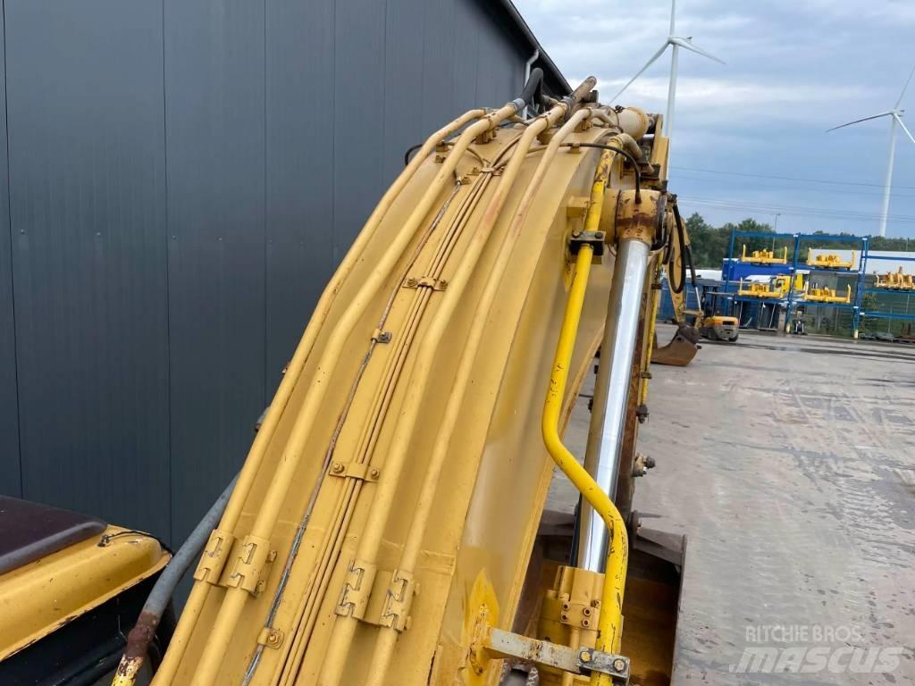 CAT 325LN Kāpurķēžu ekskavatori