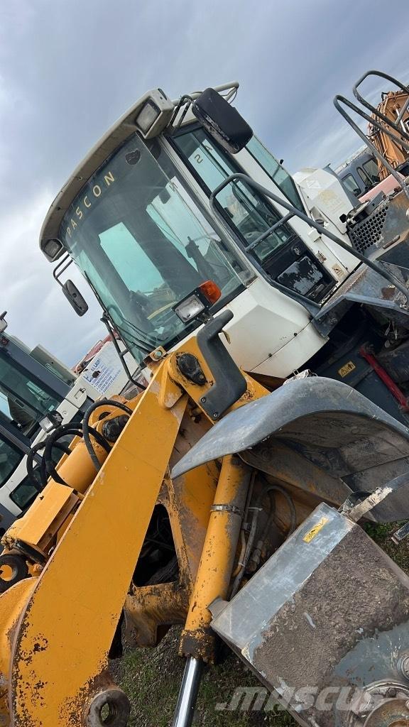Liebherr L 514 Dzinēji