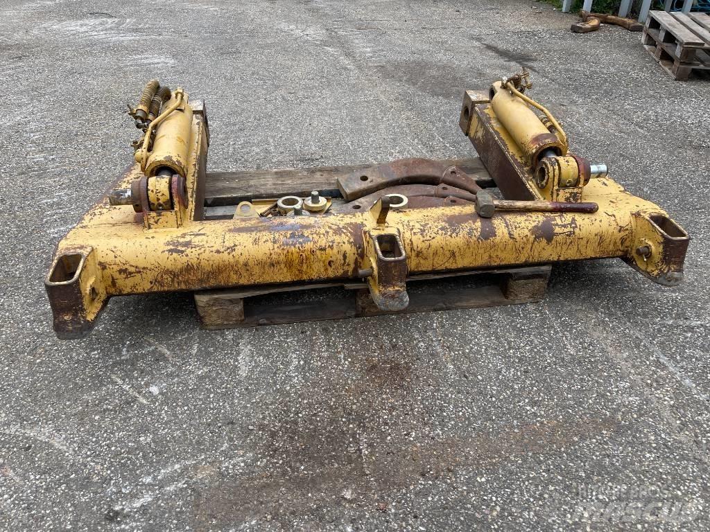 CAT 953 C Skarifikatori