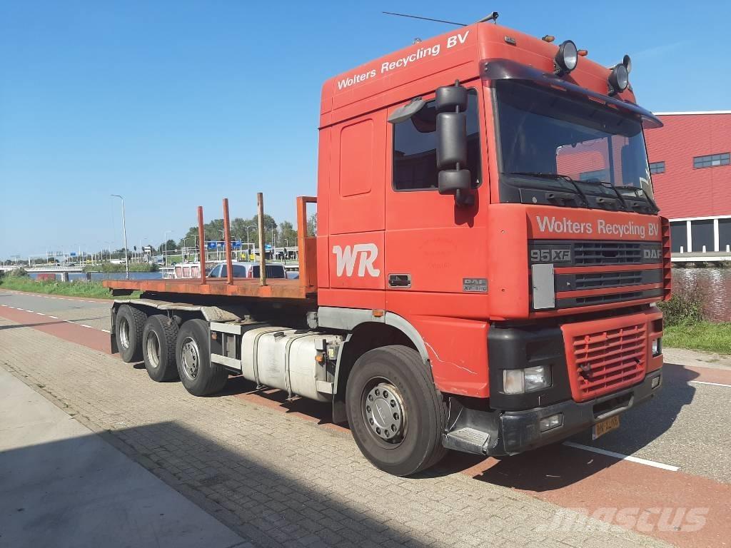 DAF xf95.480 Treileri ar āķi