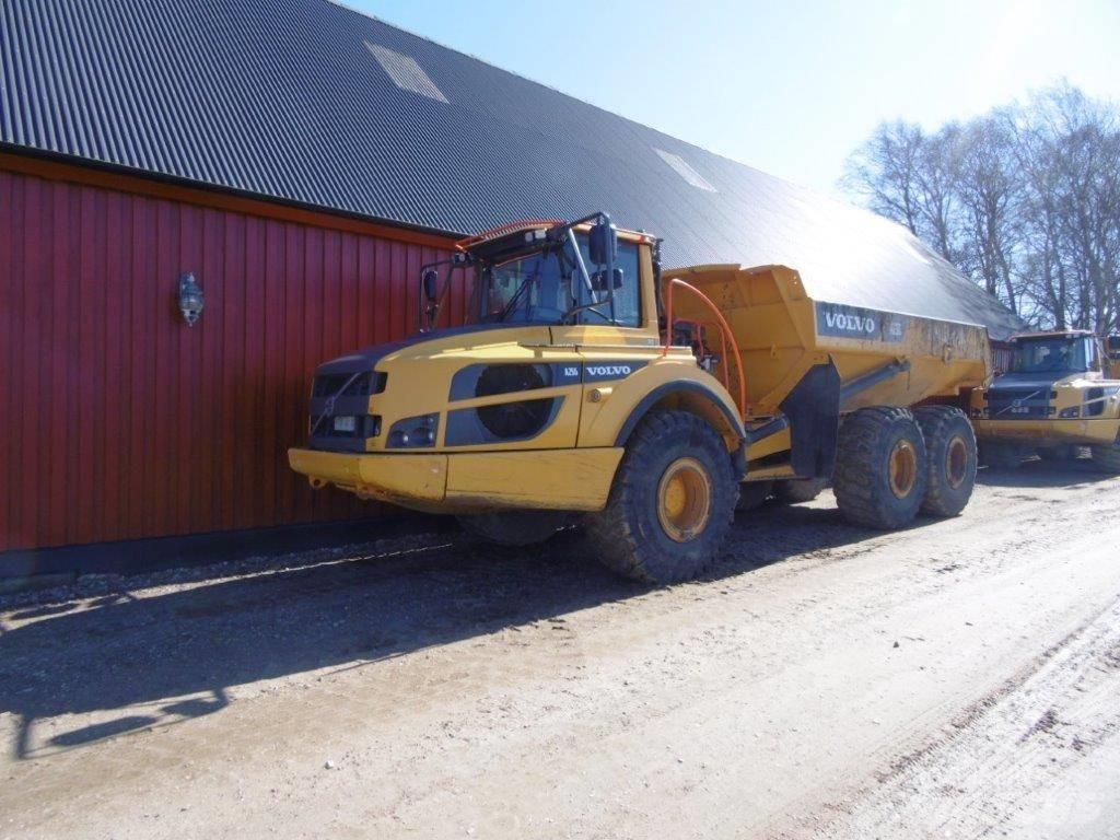 Volvo A25G Artikulētie pašizgāzēji