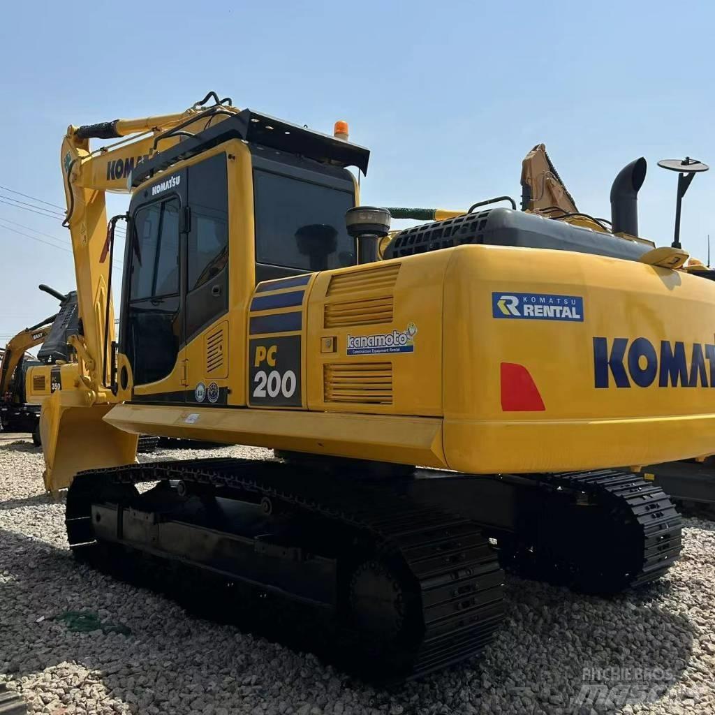 Komatsu PC 200-8 Kāpurķēžu ekskavatori