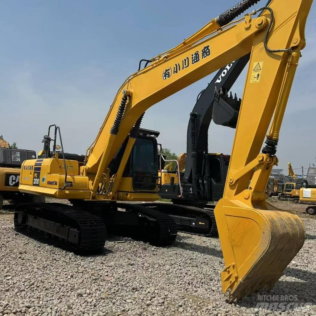 Komatsu PC 200-8 Kāpurķēžu ekskavatori