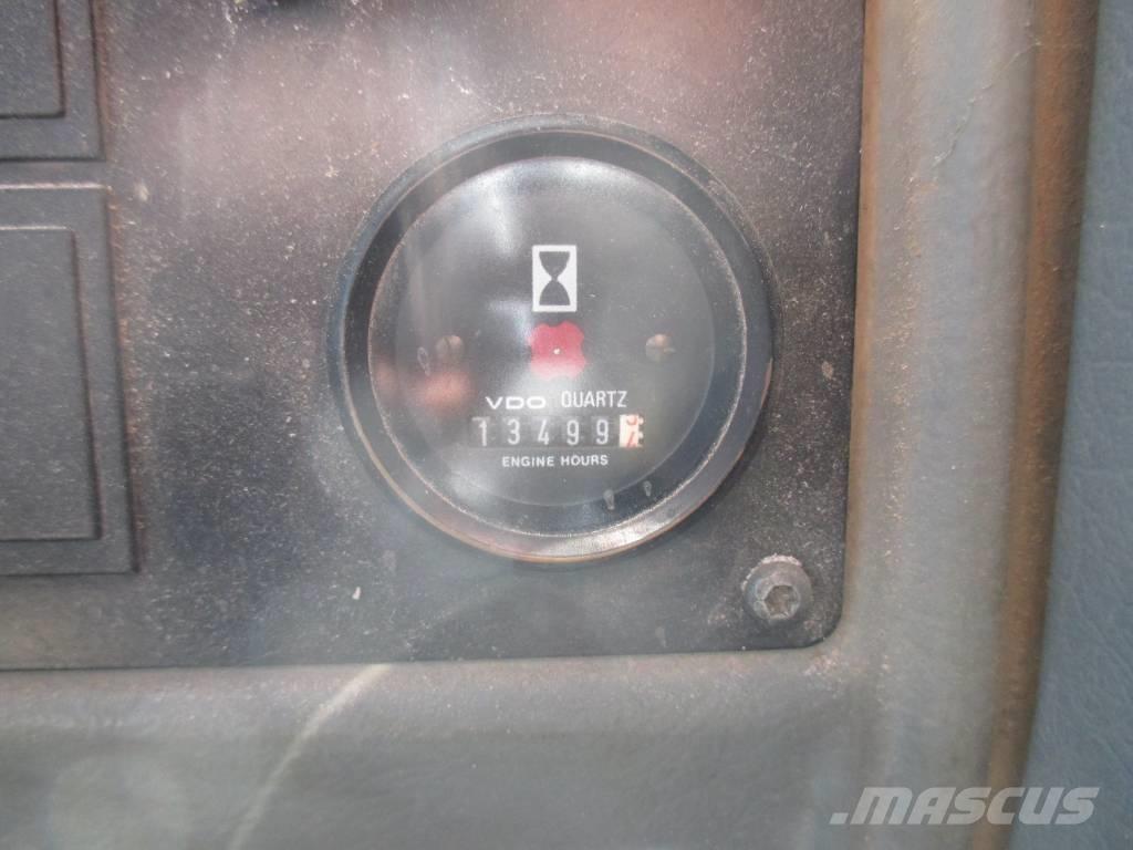 Volvo L 180 E Iekrāvēji uz riteņiem