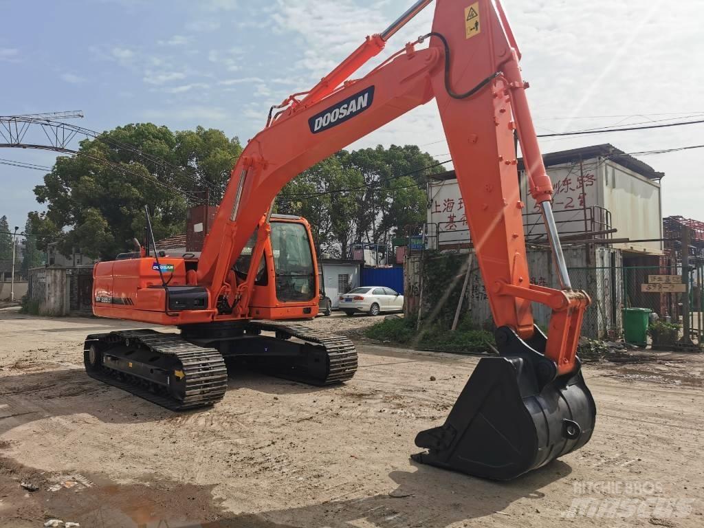 Doosan DH 225 LC-7 Kāpurķēžu ekskavatori