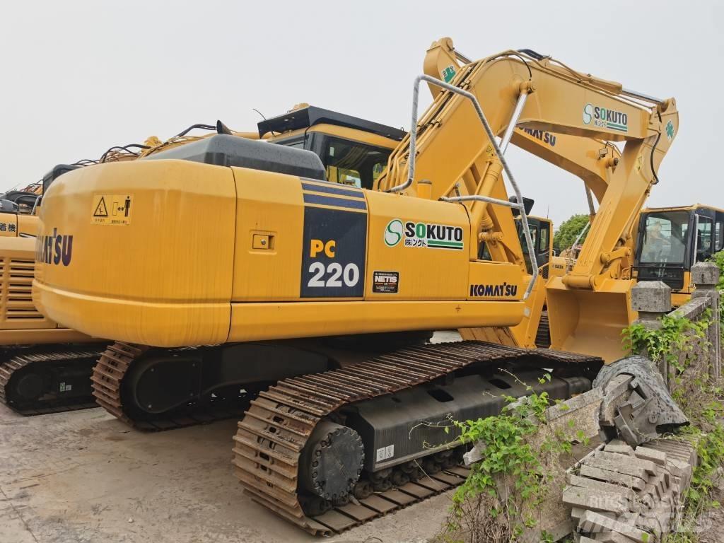 Komatsu PC 220-7 Kāpurķēžu ekskavatori