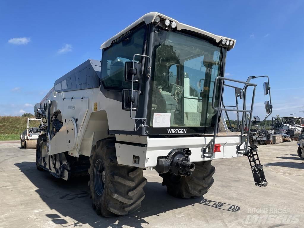 Wirtgen WR 240I Asfalta savācējs