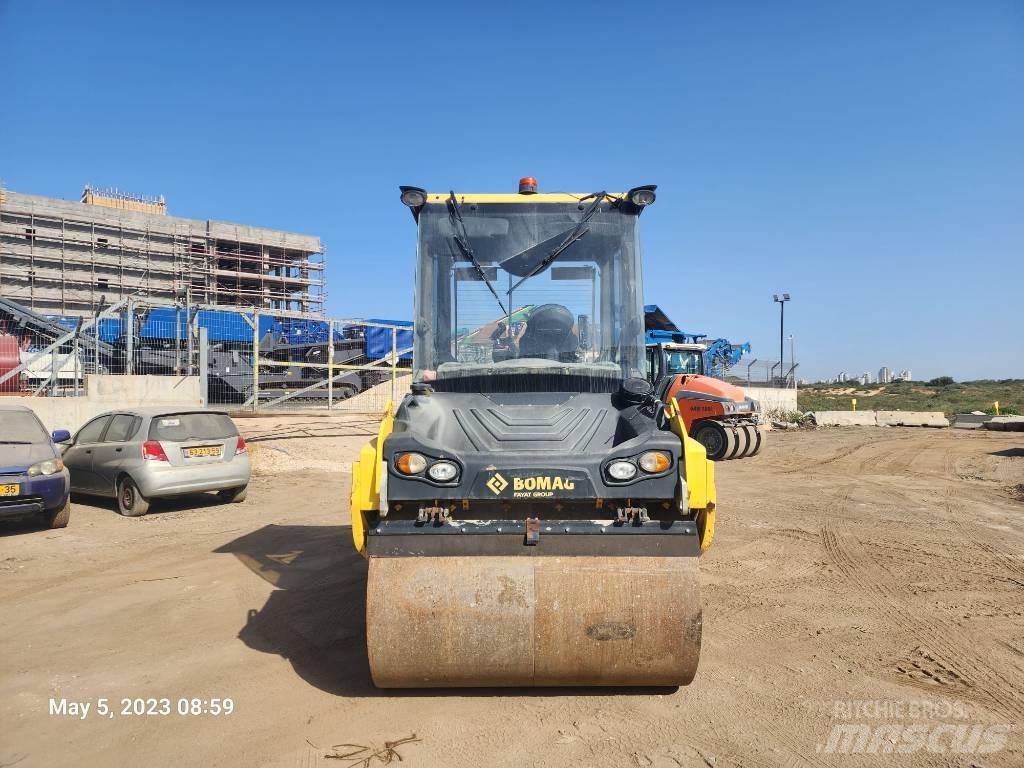 Bomag BW 154 AD-5 Divvalču grunts veltņi