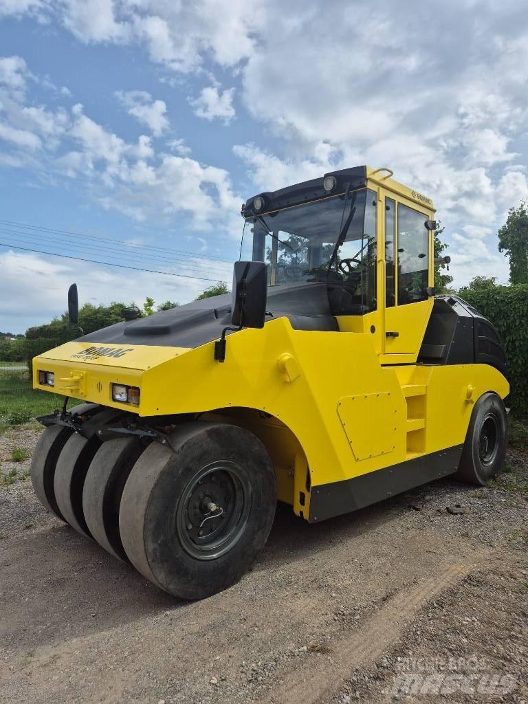 Bomag BW 24 R H Pneimatiskie veltņi